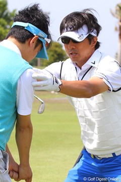 プロアマゲストに肩の位置など細かくも優し