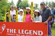 大会で招待した石巻市の子供たちと記念写真