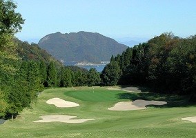 舞鶴カントリークラブ