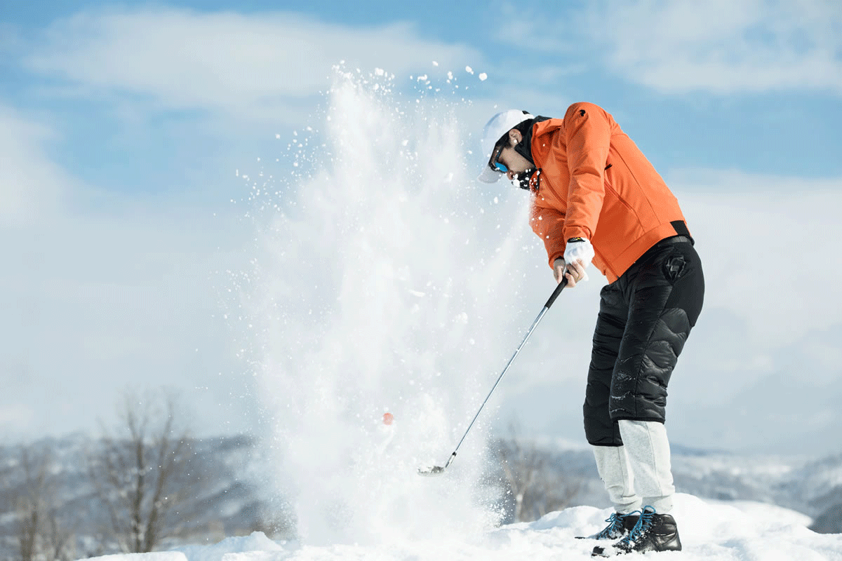 これぞ冬ゴルフの真骨頂 雪上ゴルフから学ぶ厳寒の冬のコーディネート Bruder