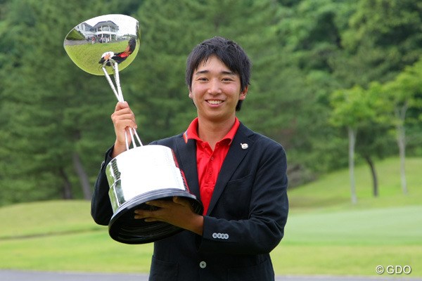 中嶋常幸の記録を更新し日本人最年少優勝を果たした17歳の小木曽