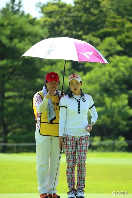 2014年 センチュリー21レディス 初日 西山ゆかり、高又順