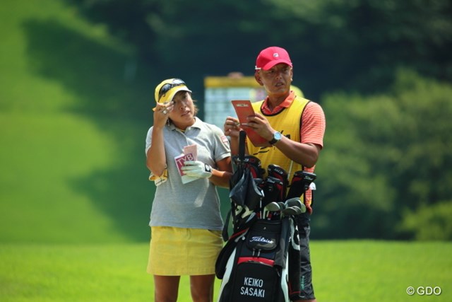 佐々木慶子は代打キャディで自己ベストタイの2位 国内女子ツアー Lpga Gdo ゴルフダイジェスト オンライン