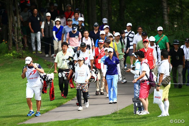 2014年 meijiカップ 2日目 森田理香子 横峯さくら 菊地絵理香