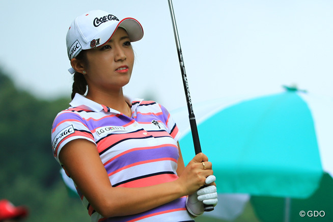 金田久美子がホールインワンで2位浮上！首位はイ・ボミ