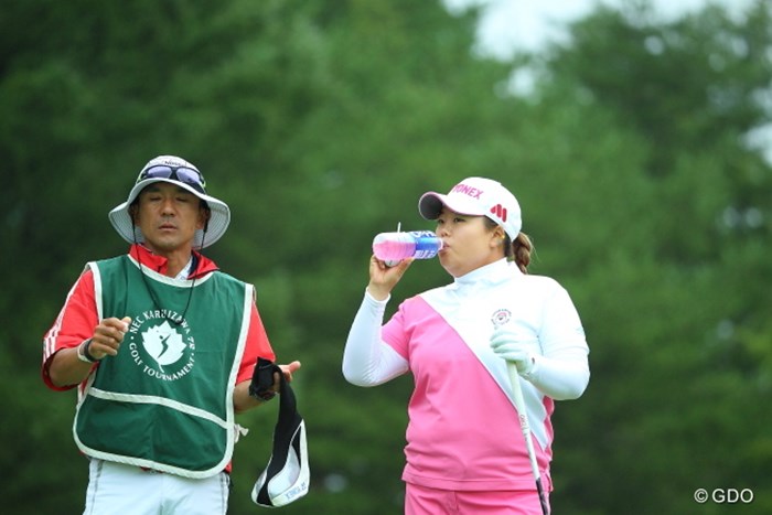 当然ドリンクもピンクよね。 2014年 NEC軽井沢72ゴルフトーナメント 最終日 アン・ソンジュ