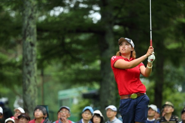 2014年 NEC軽井沢72ゴルフトーナメント 最終日 山城奈々 通算11アンダーで4位に入り大会の新人賞を獲得した山城奈々