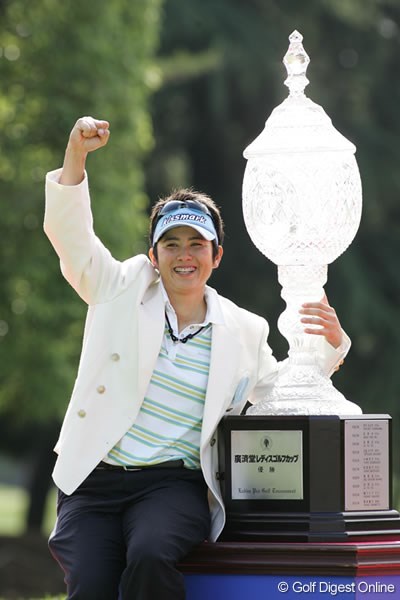 廣済堂レディスゴルフカップ事前 5年ぶりの復活優勝が感動を呼んだ、昨年の覇者・天沼知恵子
