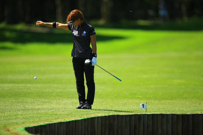 LOVEゴルフ 実力者・申智愛が2打差首位発進！藤田幸希が2位 【国内女子ツアー LPGA