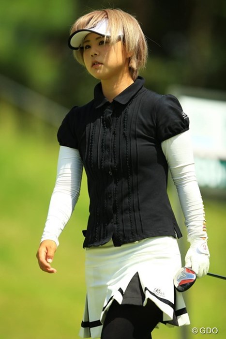 初めて撮りました。顔を知らなかったのですが「石川陽子ってどんな選手？」ってカメラマンに聞いたら、「エヴァンゲリオンみたいな感じ。」ですって。まぁ確かにね。 2014年 日本女子プロゴルフ選手権大会コニカミノルタ杯 3日目 石川陽子