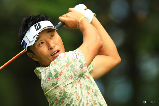 宮本勝昌が首位の谷原秀人を捕える 石川遼は後退