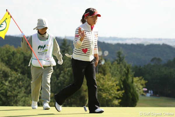 最終ホールは2m弱につけながら決められなかったが、自己ベスト更新の有村智恵