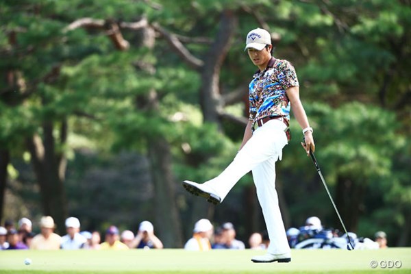 2014年 アジアパシフィックオープンゴルフチャンピオンシップ ダイヤモンドカップゴルフ 2日目 石川遼 惜しかったな～遼君も入ったと思ったんだろうね