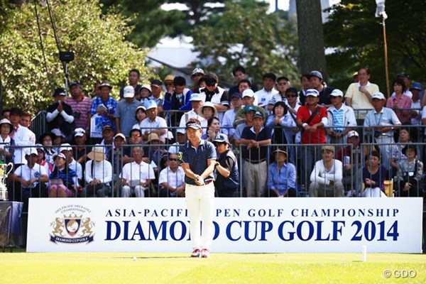 2014年 アジアパシフィックオープンゴルフチャンピオンシップ ダイヤモンドカップゴルフ 2日目 藤田寛之 昨日の日本人トップ、皆が期待してました