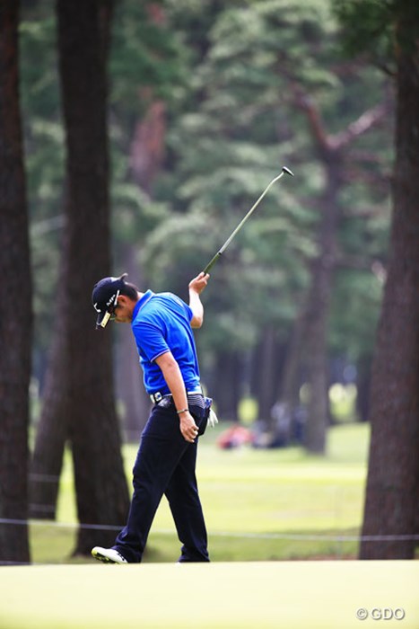 パットが決まらずよっぽど悔しかったんだろうね 2014年 アジアパシフィックオープンゴルフチャンピオンシップ ダイヤモンドカップゴルフ 3日目 富村真治
