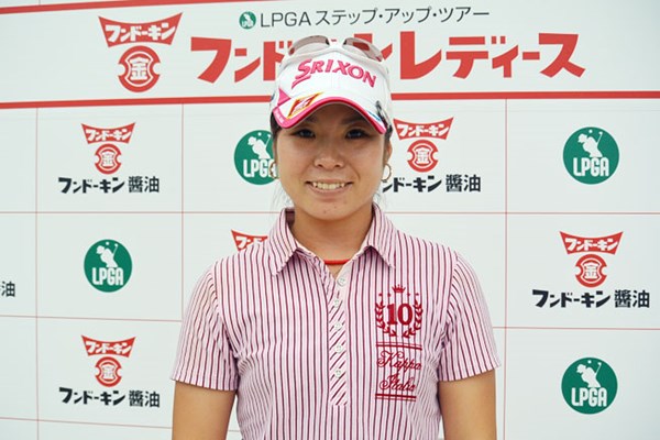 2014年 フンドーキンレディース 初日 槇谷香 6バーディノーボギーの「66」をマークして単独首位の好スタートを切った槇谷※画像提供：日本女子プロゴルフ協会