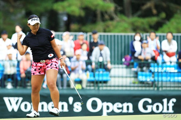 2014年 日本女子オープンゴルフ選手権競技 3日目 鈴木愛 メジャー2連勝を狙う鈴木愛が8アンダー首位タイでホールアウトした