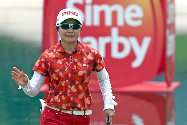 2014年 サイム・ダービー LPGA マレーシア 初日 上原彩子 この日のベストスコア「63」をマーク！ 首位争いに名乗りを挙げた上原彩子（Stanley Chou/Getty Images）