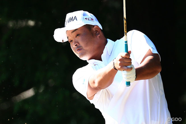 ＜2日目＞賞金ランクトップ奪還へ小田孔明が首位浮上 池田勇太は薄氷の予選通過