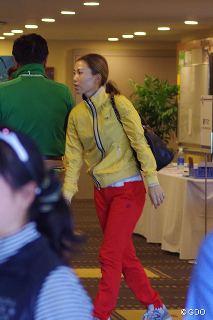 過去2勝の上田桃子が無念の欠場 比嘉がイン