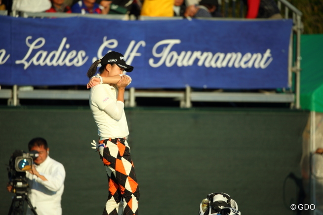 苦労人・前田陽子が涙のツアー初勝利