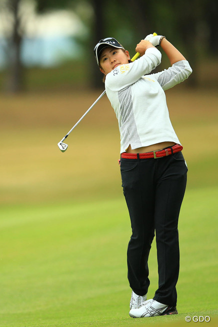 1億円突破＆賞金ランク日本勢トップ防衛へ 成田美寿々が首位争いに名乗り