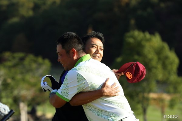 2014年 カシオワールドオープンゴルフトーナメント 2日目 片山晋呉 小田龍一 この二人、アチチです。