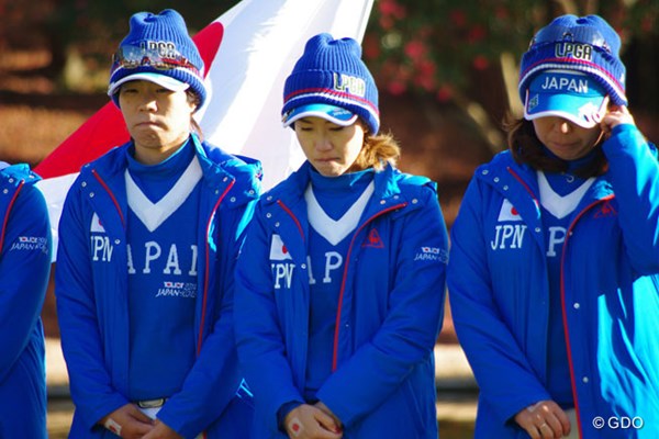2014年 日韓女子プロゴルフ対抗戦 最終日 上田桃子 後半の自滅で敗戦を喫した上田桃子。表彰式では悔し涙が頬を伝った