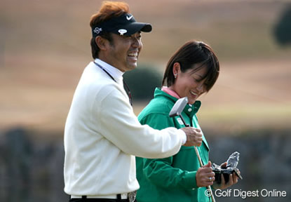 片山晋呉のキャディに、あの美人ゴルファーが！ 【国内女子ツアー LPGA