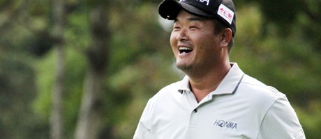前年覇者が意地の 64 小田孔明を目覚めさせた妻の一声 国内男子ツアー Jgto Gdo ゴルフダイジェスト オンライン 前年覇者が意地の 64 小田孔明を目覚めさせた妻の一声 国内男子ツアー Jgto Gdo ゴルフダイジェスト オンライン