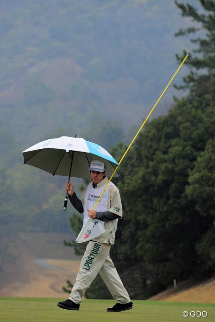 2015年 ヨコハマタイヤPRGRレディスカップ 最終日 ながーいピン