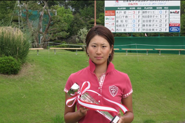 プロ2年目の木戸愛が逆転で初優勝を飾る 国内女子ツアー Lpga Gdo ゴルフダイジェスト オンライン