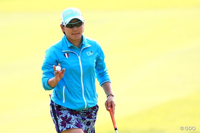 2015年 KKT杯バンテリンレディスオープン 2日目 成田美寿々