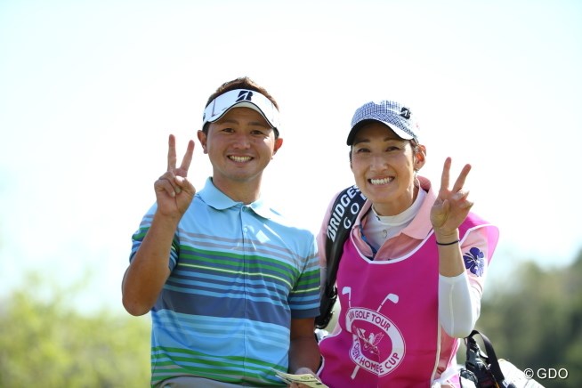 2015年 東建ホームメイトカップ 3日目 片岡大育＆伊能キャディ