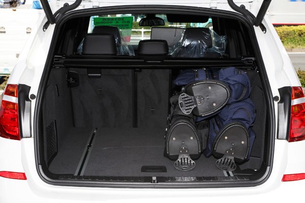 人気suv中古車編 キャディバッグ 入るか入らないか 真横か斜めか それが問題だ 第10弾 ゴルフダイジェスト オンライン 人気suv中古車編 キャディバッグ 入るか入らないか 真横か斜めか それが問題だ 第10弾 ゴルフダイジェスト オンライン