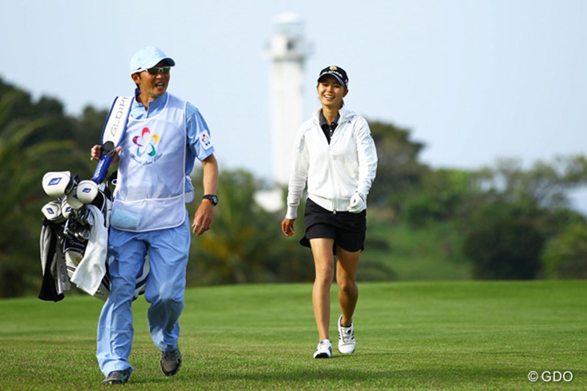 スラリと伸びた手足が特徴 歳の新鋭 松森彩夏が自身初の首位発進 国内女子ツアー Lpga Gdo ゴルフダイジェスト オンライン