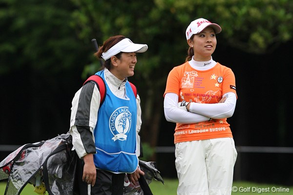 2009年廣済堂レディスゴルフカップ 初日 森田理香子 自立を目指す森田理香子。今週も気持ちはハウスキャディです！