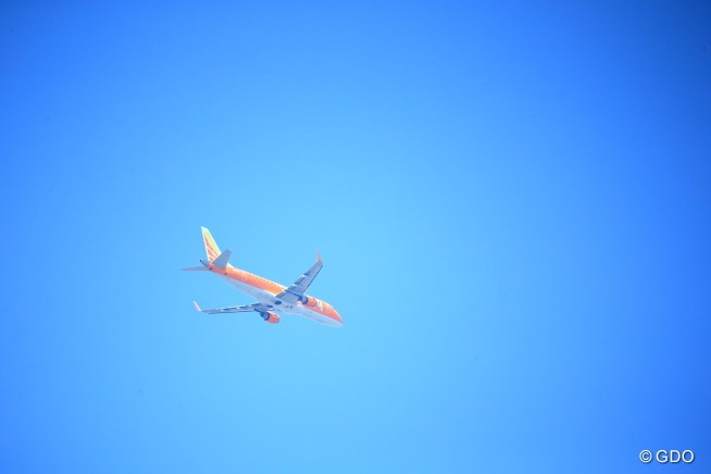 2015年 中日クラウンズ 初日 飛行機