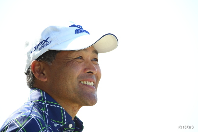 ＜2日目＞手嶋多一が2位浮上 片山晋呉もじわり7位 首位は李京勲