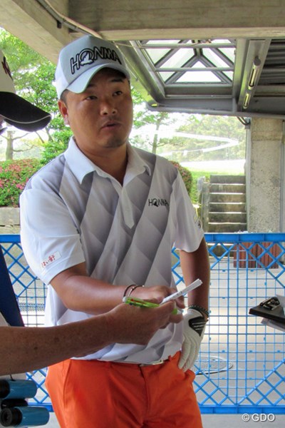 2015年 関西オープンゴルフ選手権競技 事前 小田孔明 前年覇者は小田孔明。開幕前日はコースに出ず、軽めの練習で最後の調整を終えた