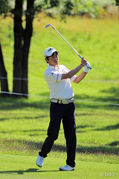 2015年 関西オープンゴルフ選手権競技 初日 大川詩穏 見ての通りの若手の選手で、まったくの初対面でした。おおかわしおん選手。5位タイ