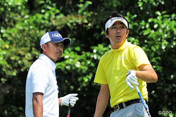 2015年 関西オープンゴルフ選手権競技 最終日 山下和宏、岩田寛 いや～、この二人は撃沈でしたねェ～。優しいOUTコースでそれぞれ3オーバーはアカンやろ～！