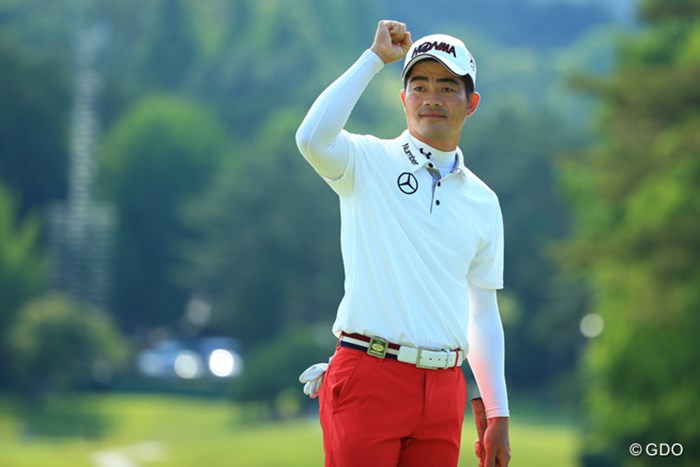 ついに日本ツアー初優勝を成し遂げた梁津萬。メジャー大会で5年シードも獲得した 2015年 日本ゴルフツアー選手権 Shishido Hills 最終日 リャン・ウェンチョン