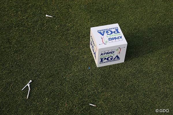 2015年 KPMG女子PGA選手権 初日 ティマーカー 今大会のティマーカー。選手がショットを放った後には、ティの残骸が。