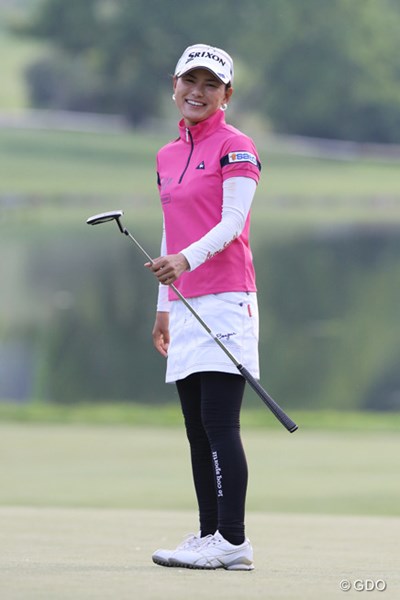 2015年 KPMG女子PGA選手権 2日目 横峯さくら 勝負どころの後半8番でバーディ奪取。横峯は2試合ぶりの予選突破を決めた