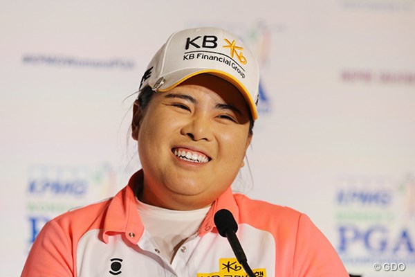 2015年 KPMG女子PGA選手権 3日目 朴仁妃 試合後の記者会見で笑顔をみせる朴仁妃