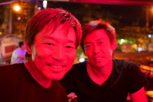 僕の元キャディの吉川亮平と。パタヤでは増田伸洋、日本ツアーではクロンパを担いでいる。彼もタイ語が話せます。