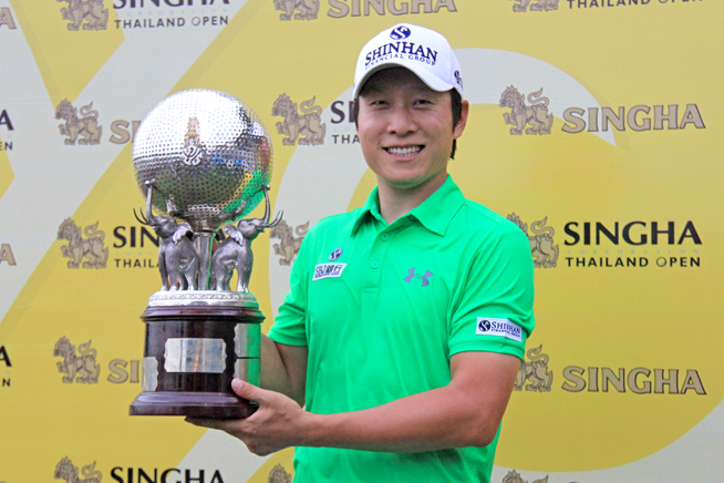 キム・キョンテが3年ぶりの優勝 宮里優作が4位