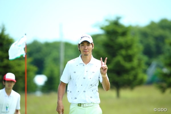 2015年 長嶋茂雄 INVITATIONAL セガサミーカップゴルフトーナメント 初日 伊佐専禄 マンデーから本戦出場おめでとう。