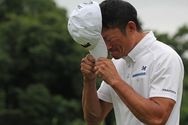 39歳の金子敬一が涙のチャレンジツアー初優勝を遂げた＊JGTO提供